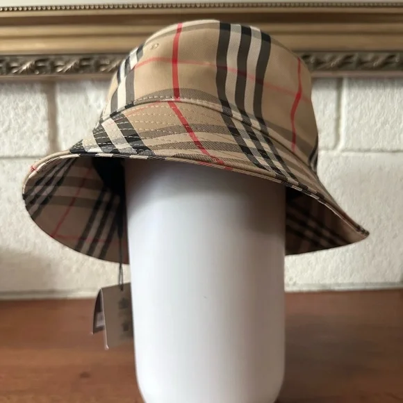 Burberry Bucket Hat - Picture 2 of 3